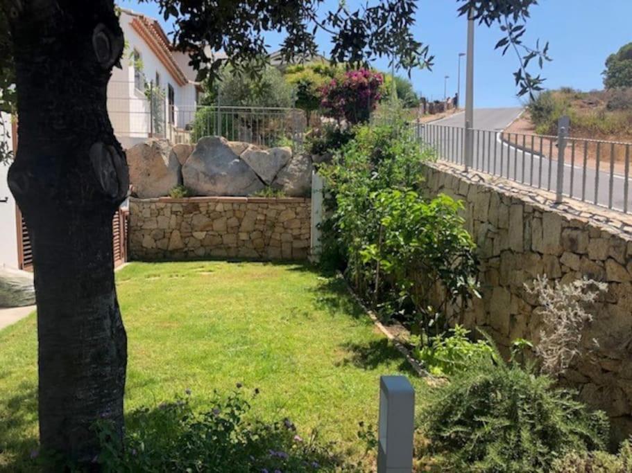 Vista Mare Con Piscina A Budoni - Baia Sant'Anna Exterior foto