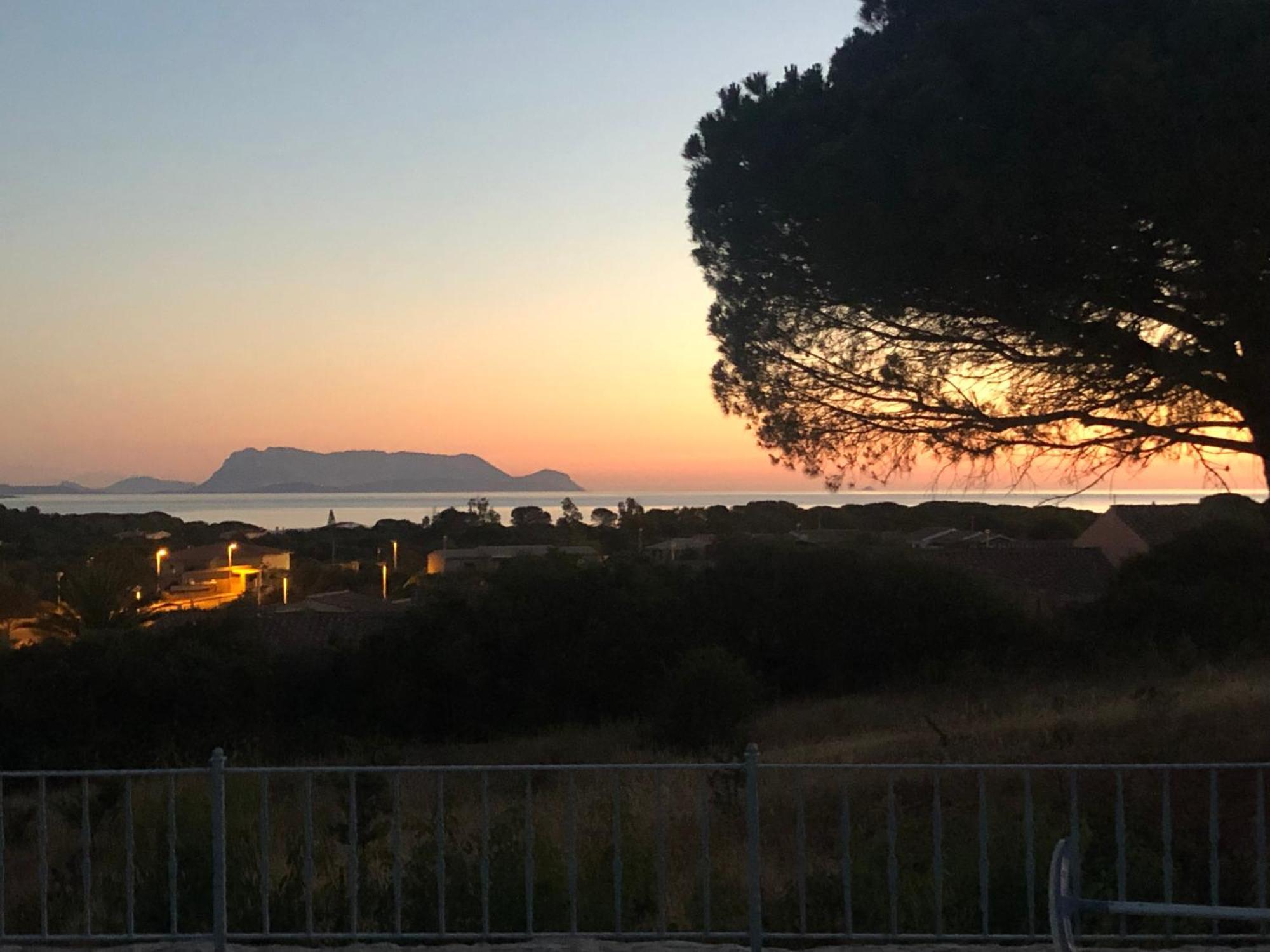 Vista Mare Con Piscina A Budoni - Baia Sant'Anna Exterior foto